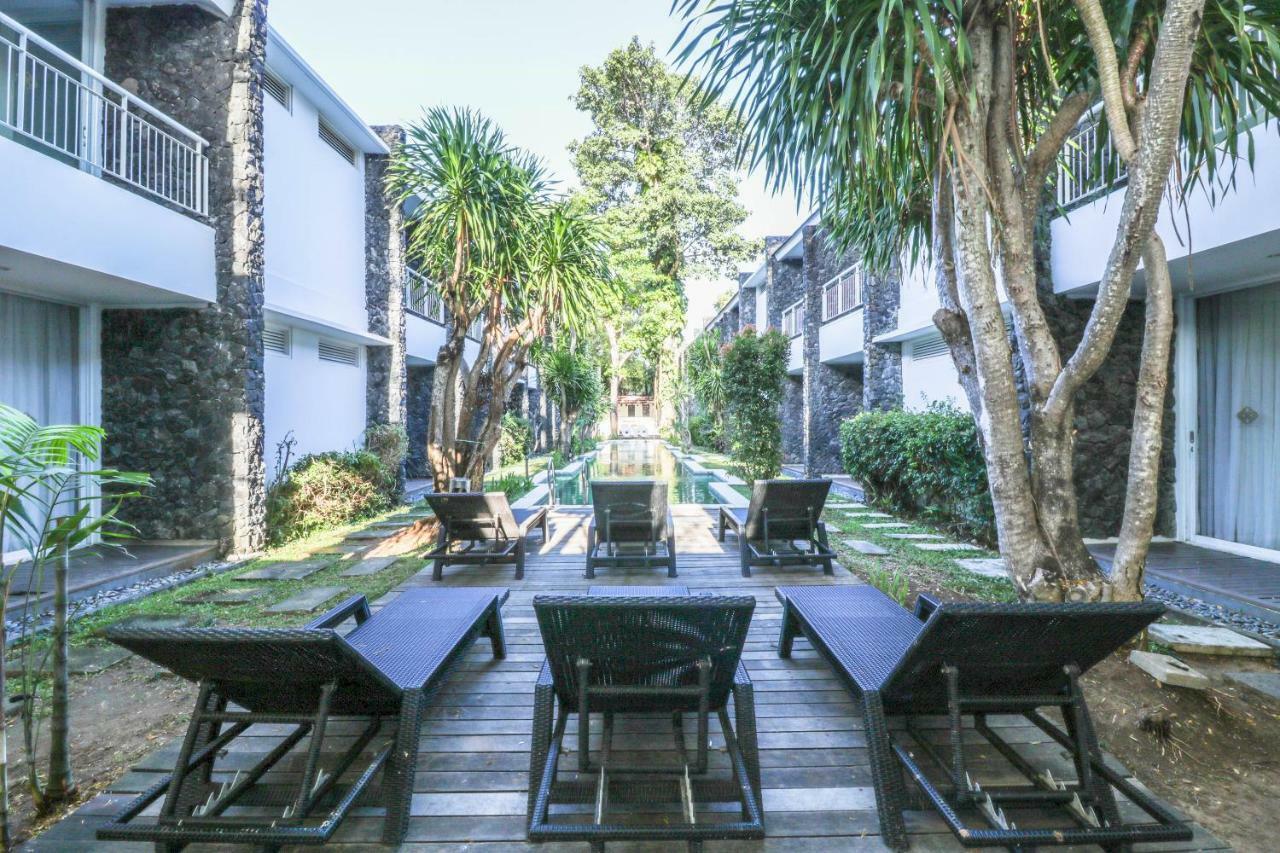 Oyo Flagship 1472 Astana Pengembak Sanur Hotel Exterior photo